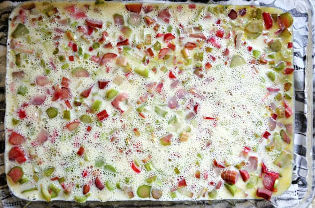 Unbaked custard rhubarb bars