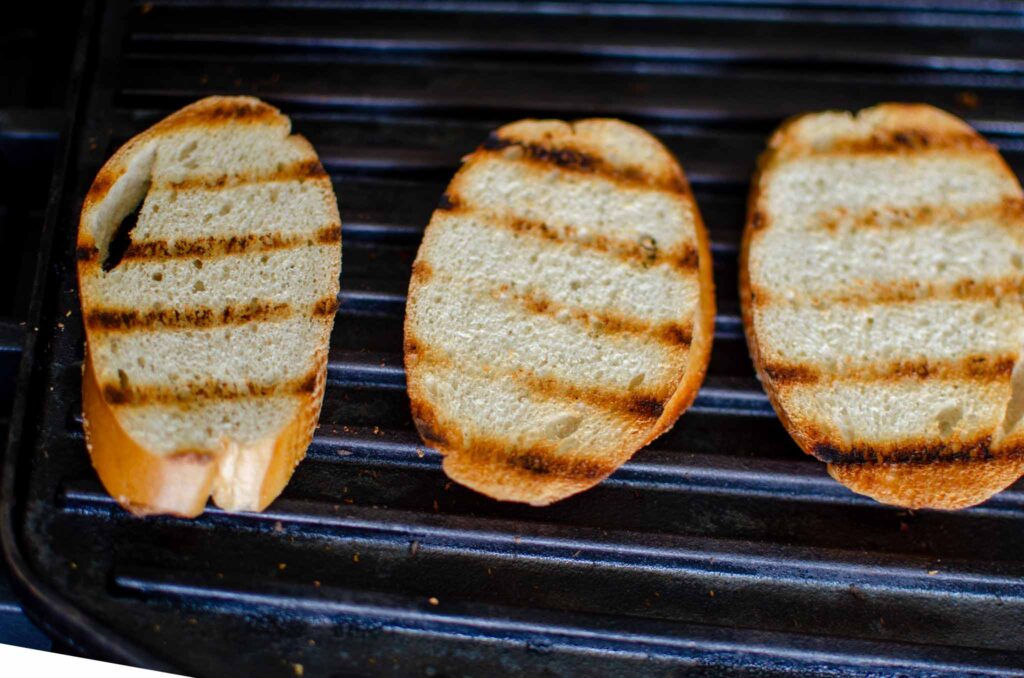 Grilling bread on cast iron pan