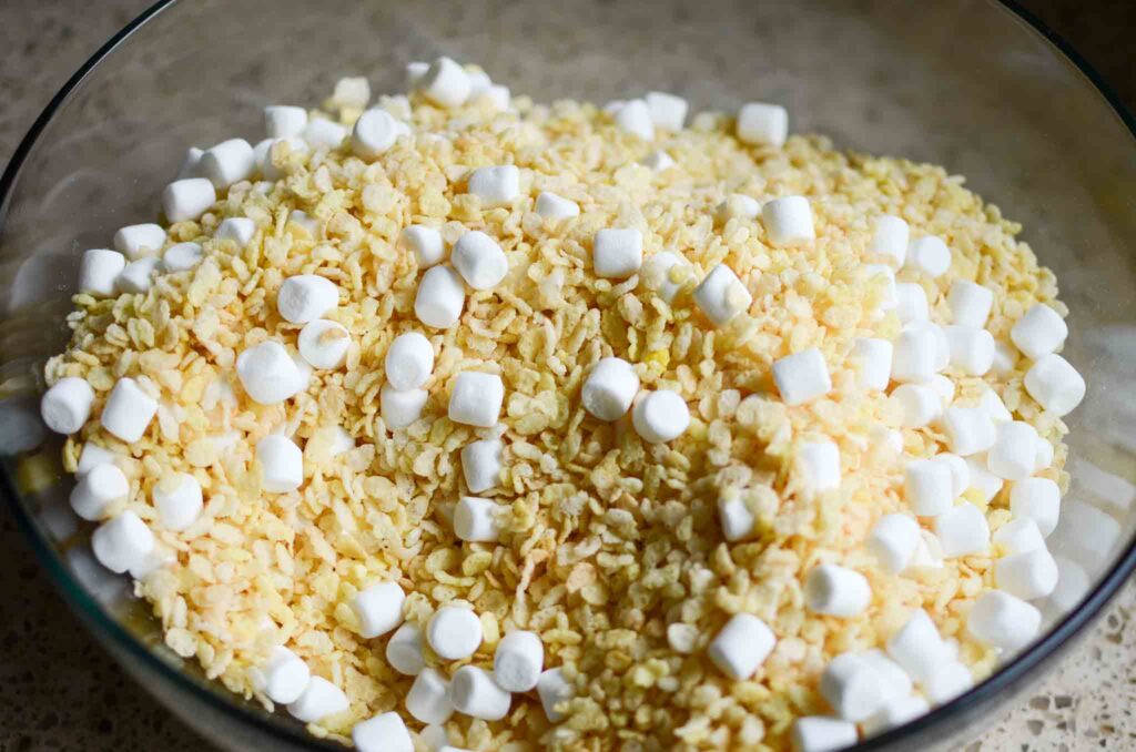 rice cereal and miniature marshmallows in a large bowl