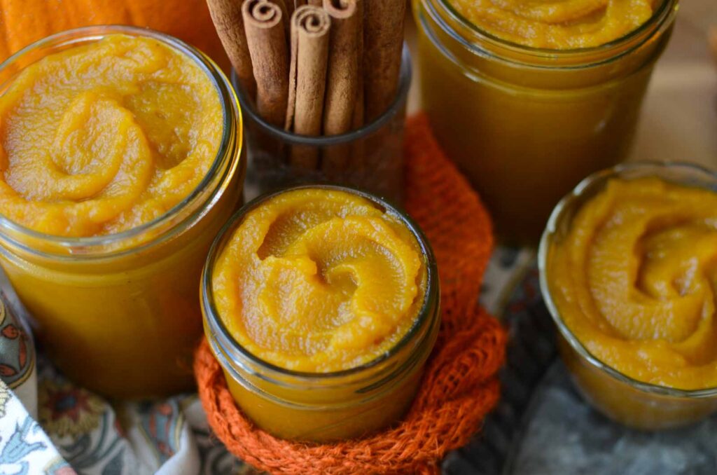 many jars of maple bourbon pumpkin butter