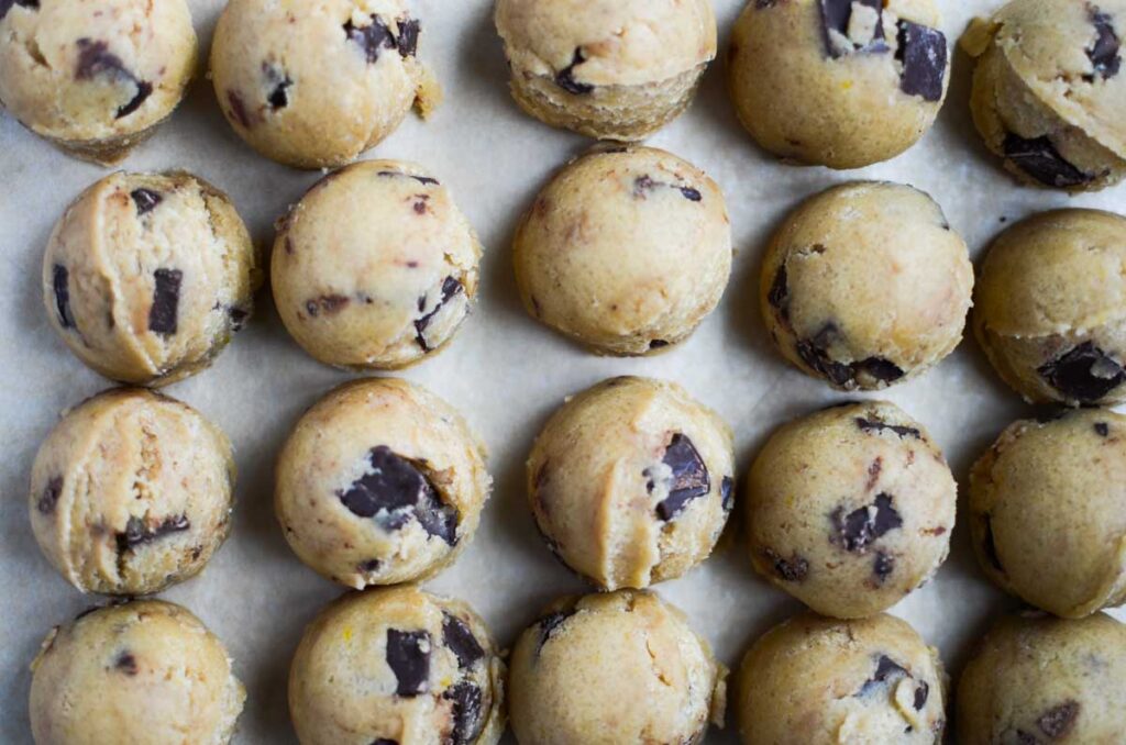 cookie dough balls on baking tray