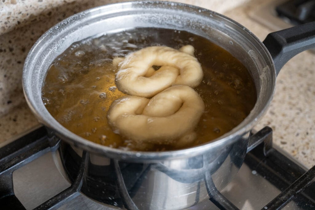 boiling pretzels