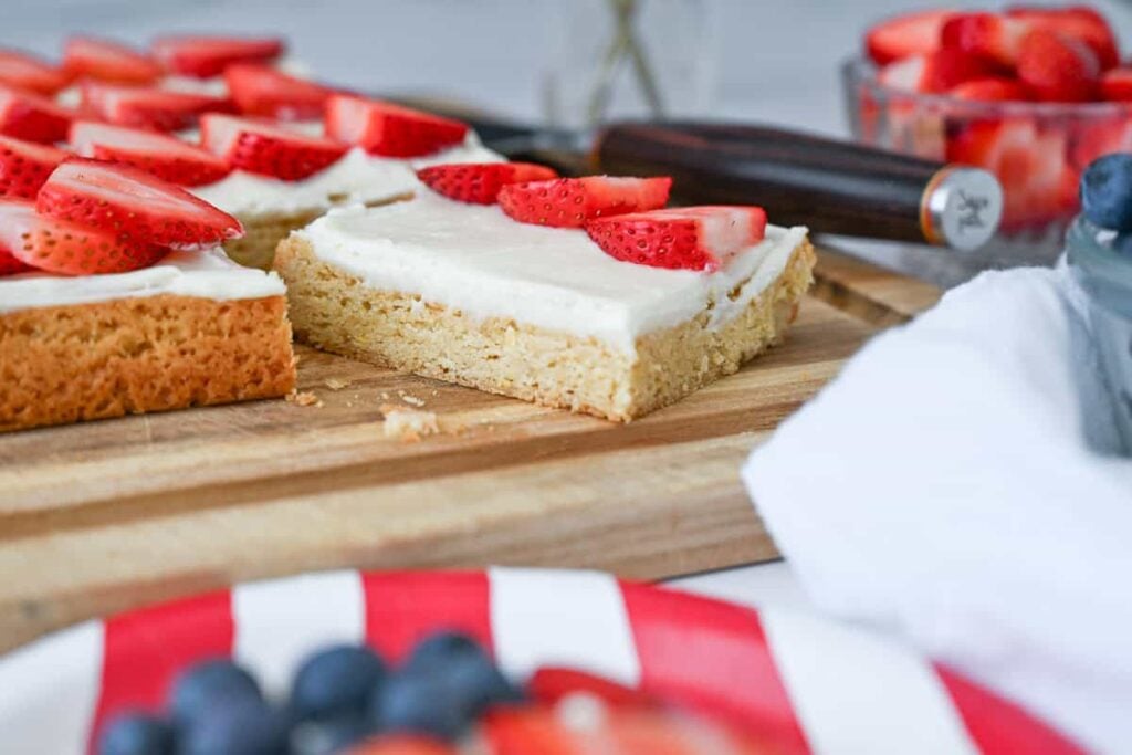 Sourdough flag fruit cookie piece