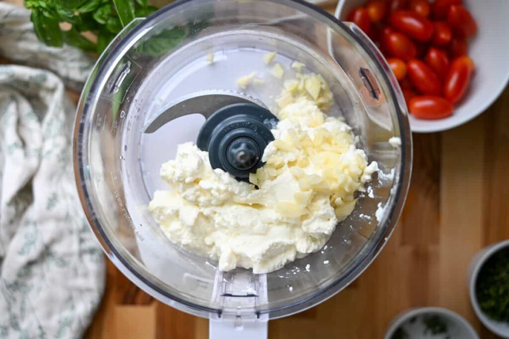 ricotta cheese and garlic in food processor